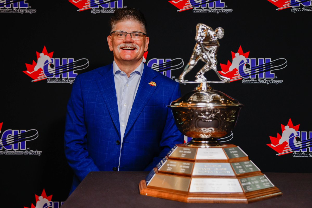 gardiner-macdougall-chl-coach-of-the-year
