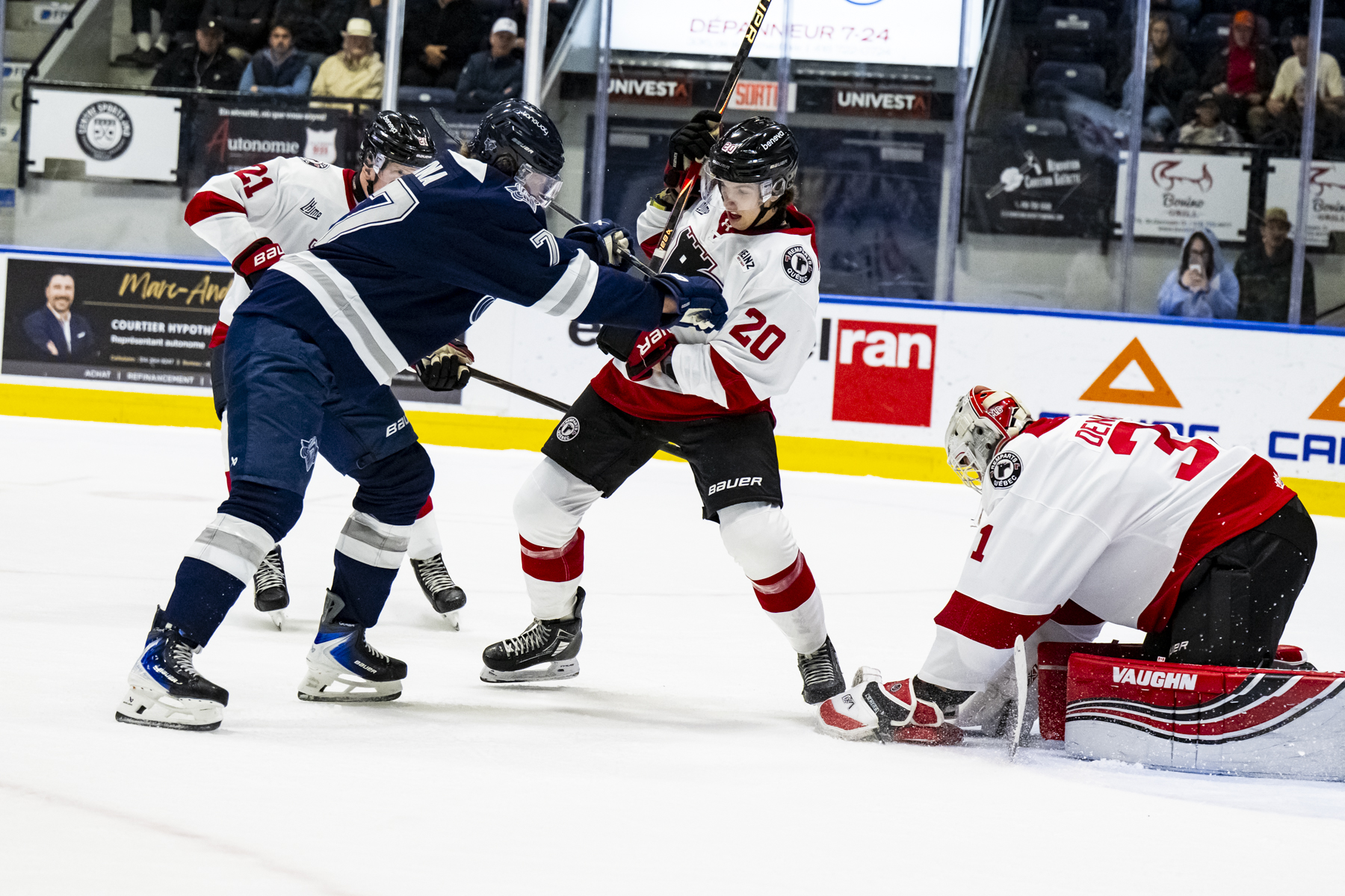 20251031-QUEvsRIM-JUKNAdovydas_WRIGHT_DENAULTlouis-antoine-FOLIOPHOTO Iften Redjah