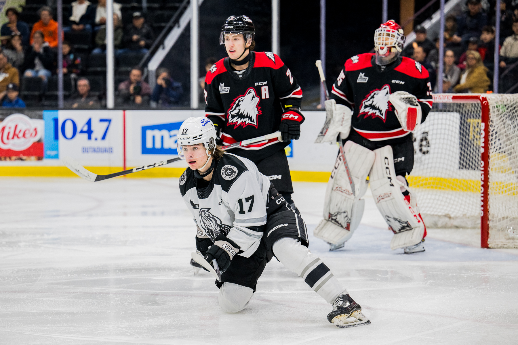The Olympiques heat up the mighty Huskies - Les Olympiques de Gatineau
