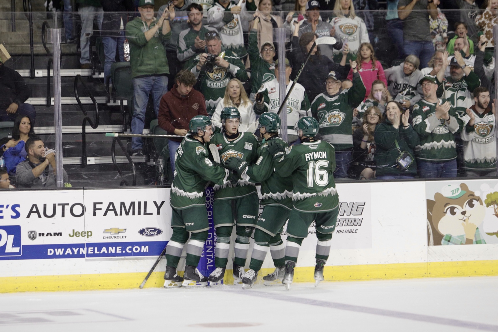 GAME RECAP Smith posts fourpoint night as Tips rout Winterhawks 82