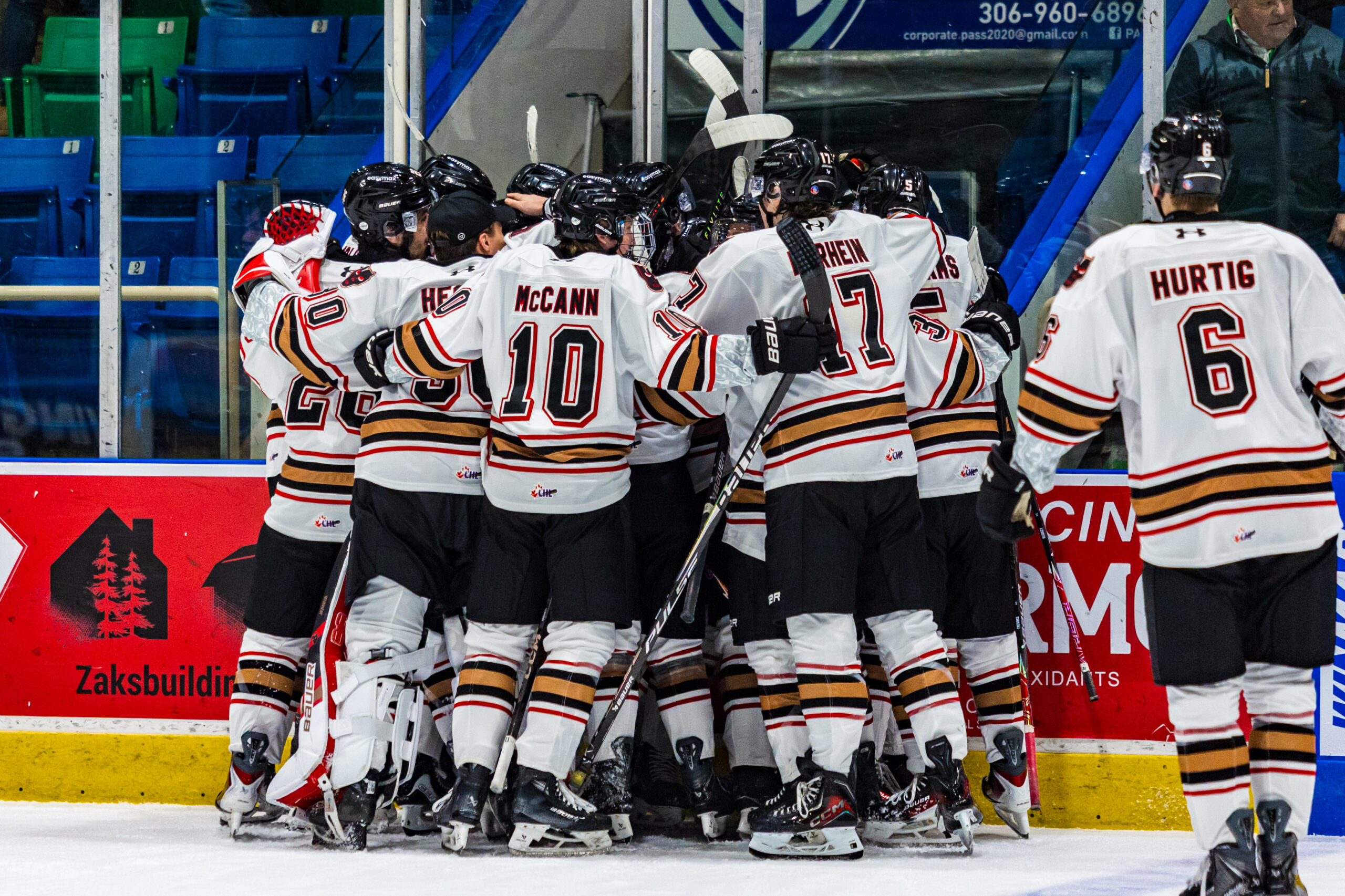 Raiders_Hitmen_1103125-69