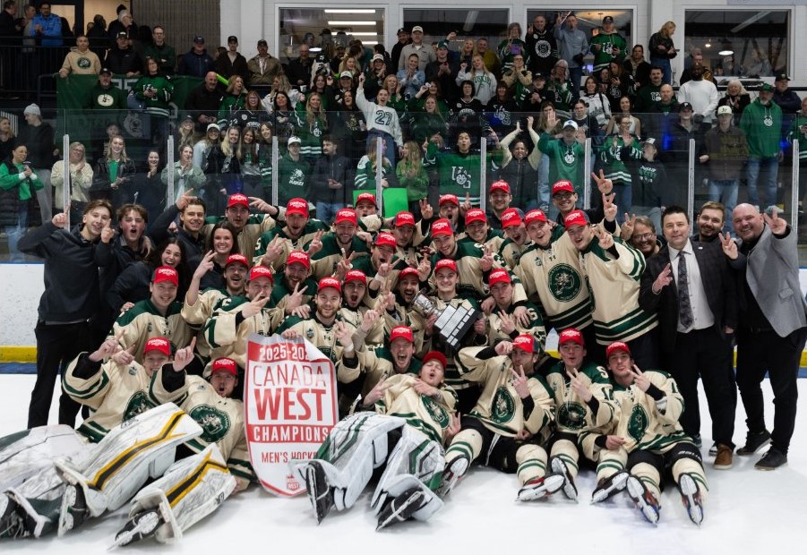 CAN WEST // UNIVERSITY OF SASKATCHEWAN HUSKIES