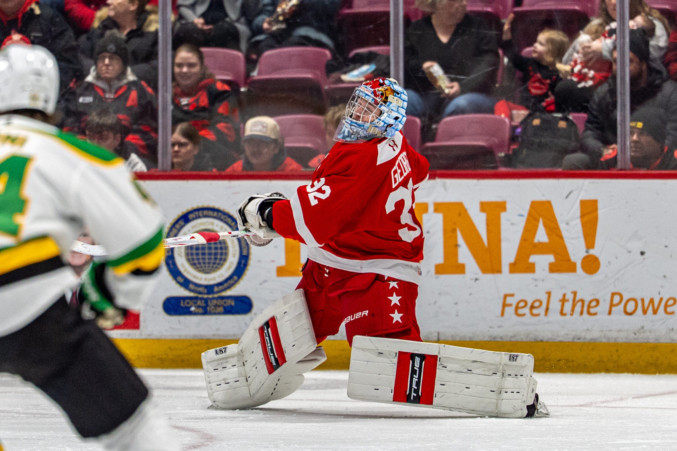 Carter George goalie goal for Owen Sound Attack