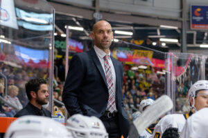 Head Coach Alan Letang