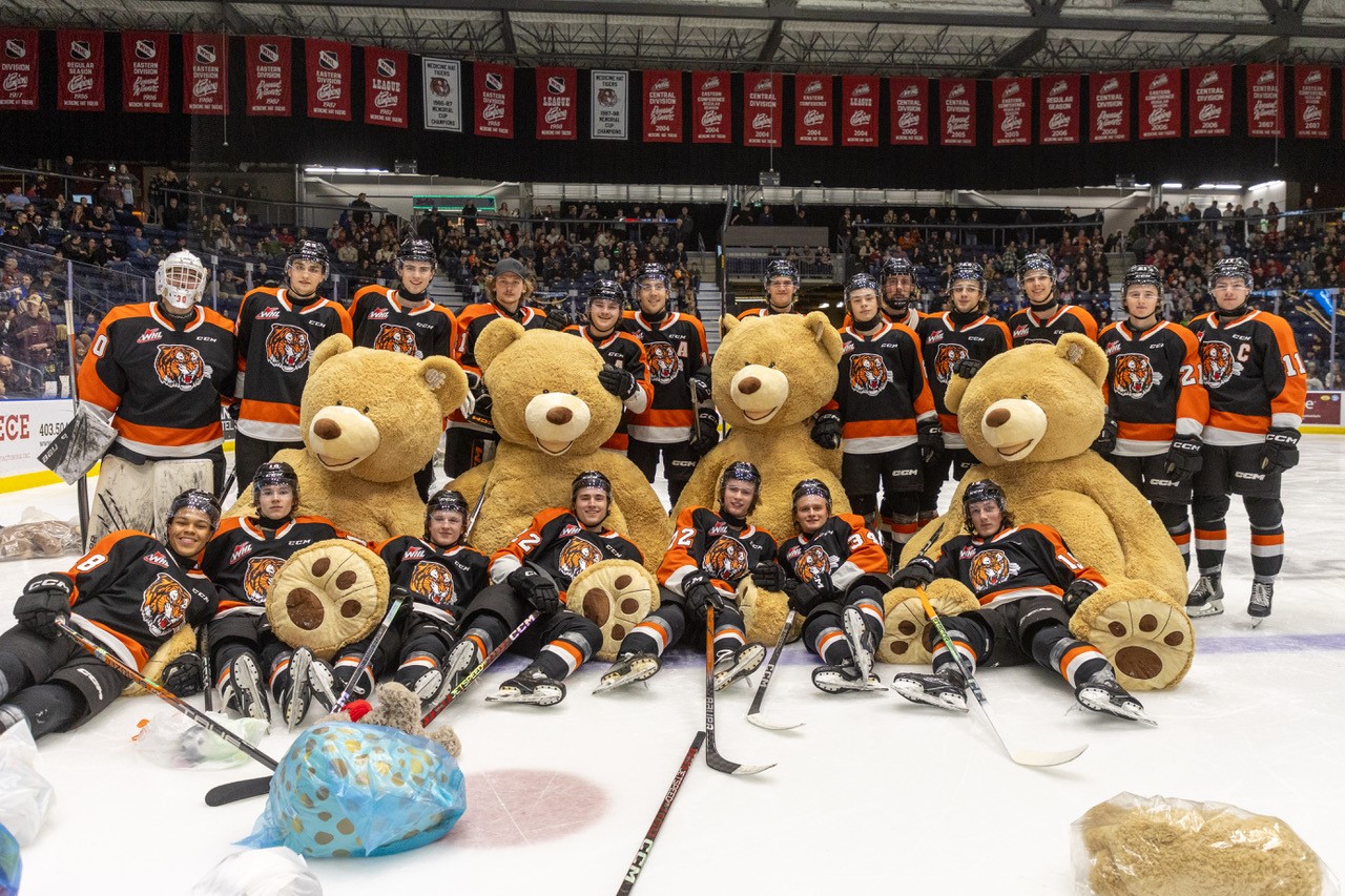 Cayden Lindstrom Teddy Bear Toss Goal Ignites Medicine Hat Tigers to