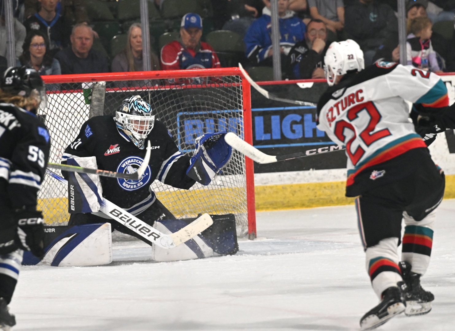 Willen Rockets Wild Fall in Defensive Battle as Rockets Tie Series Saturday with 3-1 ...