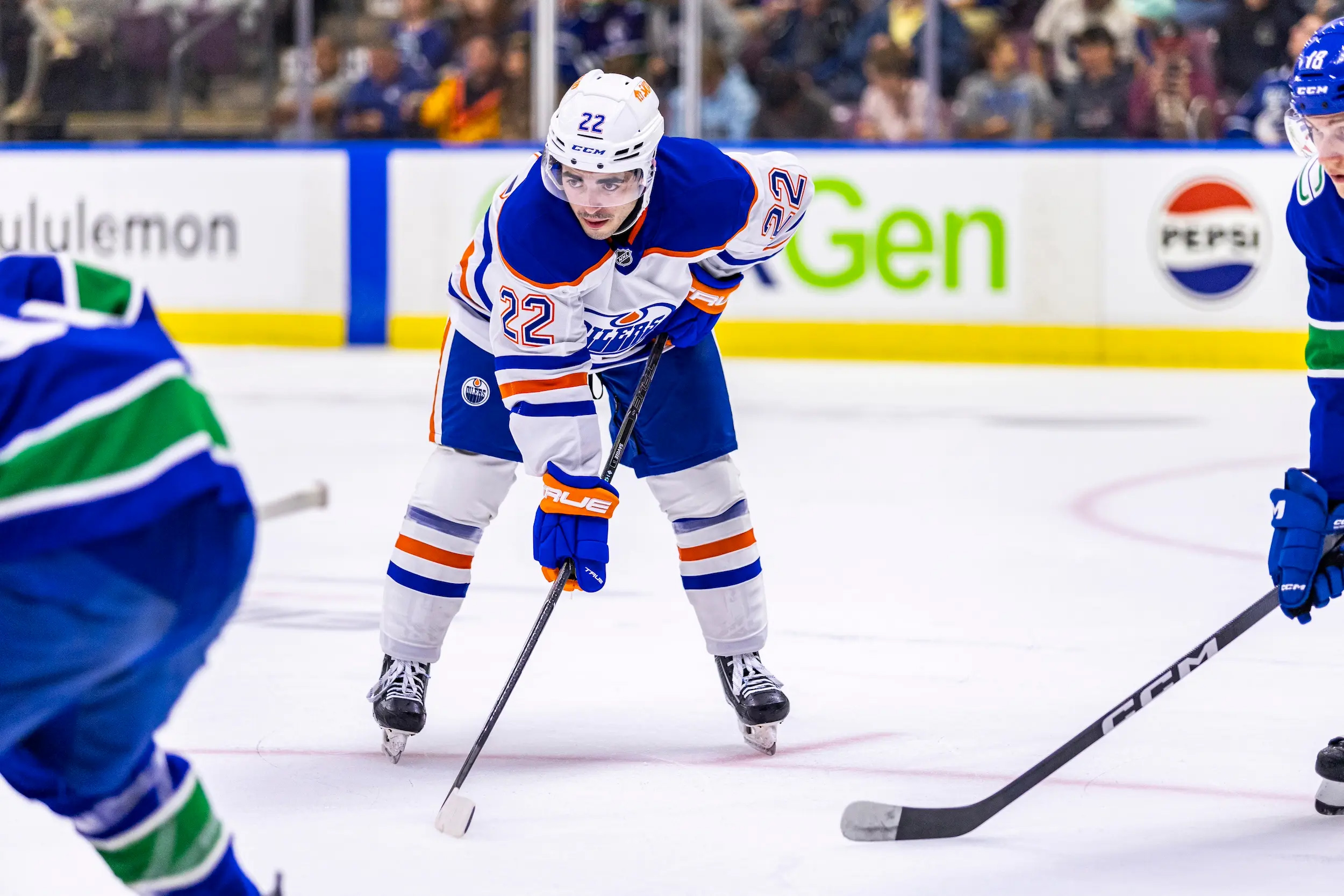 Matthew-Savoie-Oilers-Debut